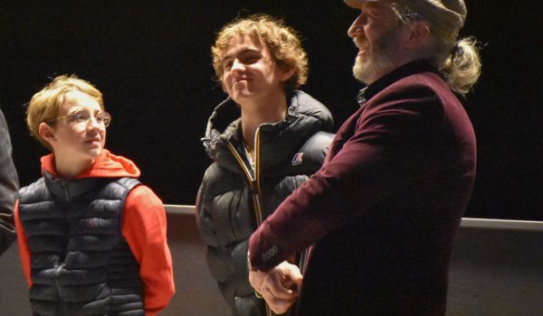 Le réalisateur Yann SAMUELL a également réalisé La guerre des boutons, ou encore Jeux d'enfants avec G. Canet et M. Cotillard